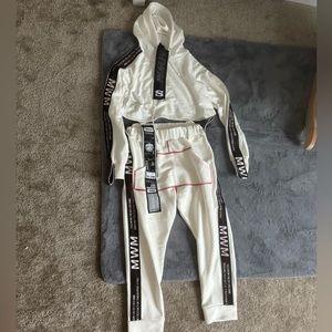 Mood wave movement Fancy swag white tracksuit set size S